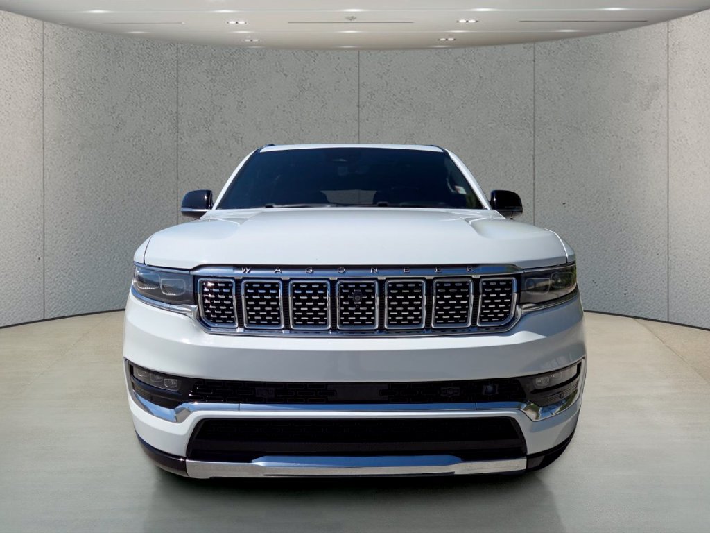 Used 2023 Jeep Grand Wagoneer Series III AWD/4WD image 9