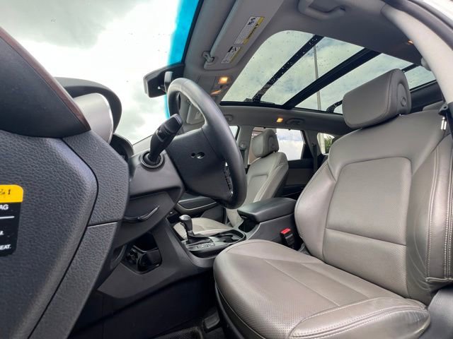 Used 2019 Hyundai Santa Fe XL AWD/4WD image 16