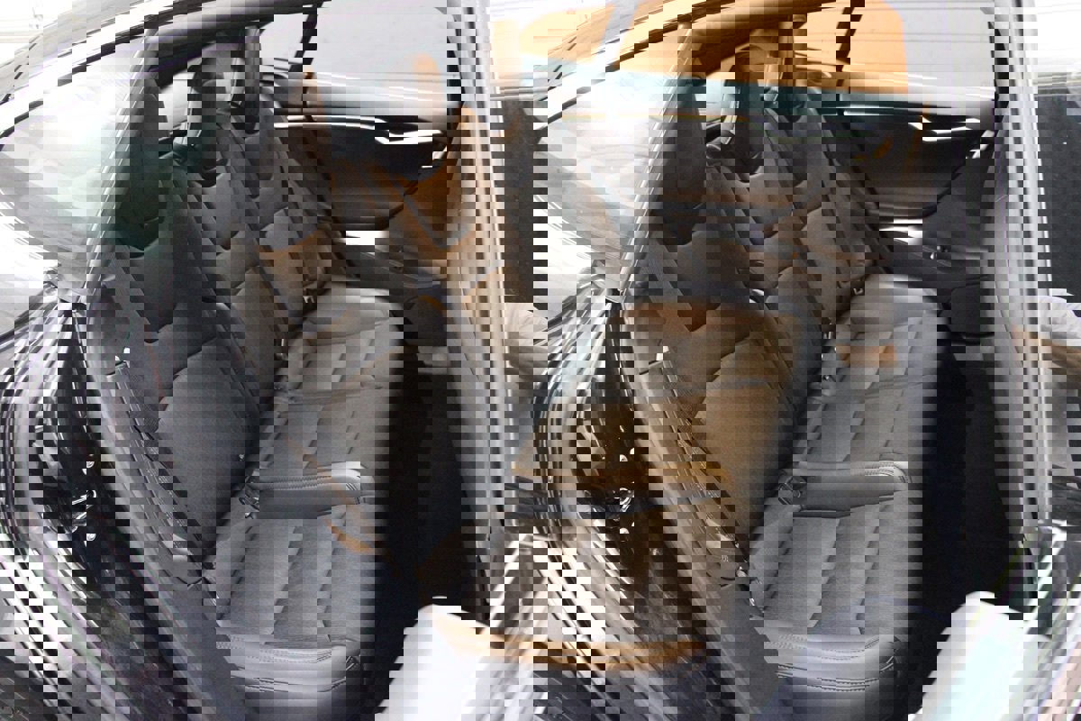 Used 2018 Tesla Model S 75D image 37