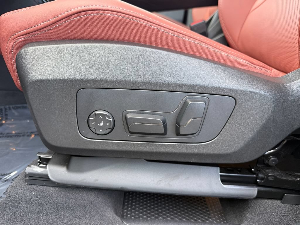 Certified 2026 BMW X1 xDrive28i AWD/4WD image 36