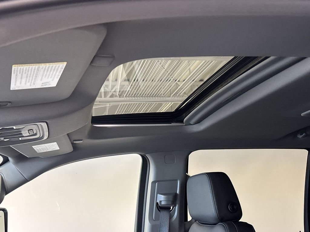 New 2025 GMC Sierra 2500 SLT w/ SLT Premium Package image 23