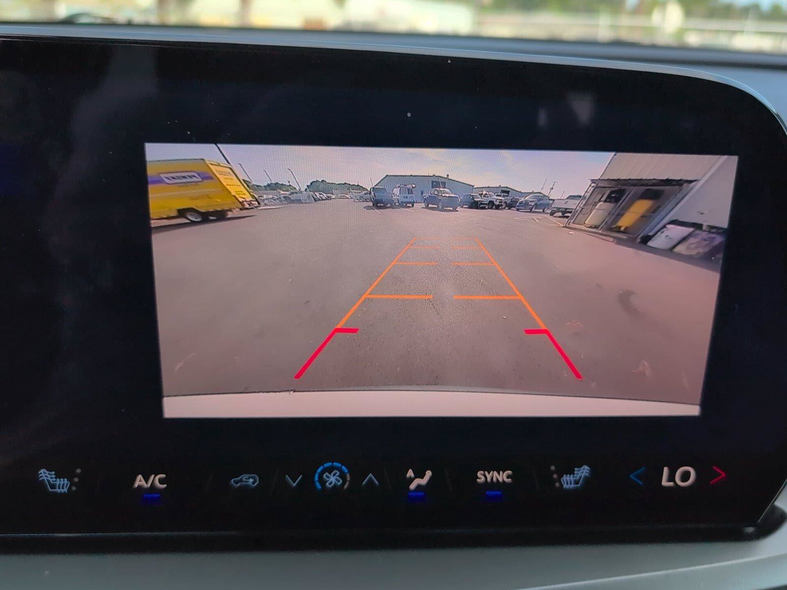 Certified 2025 Chevrolet Traverse LT AWD/4WD image 18