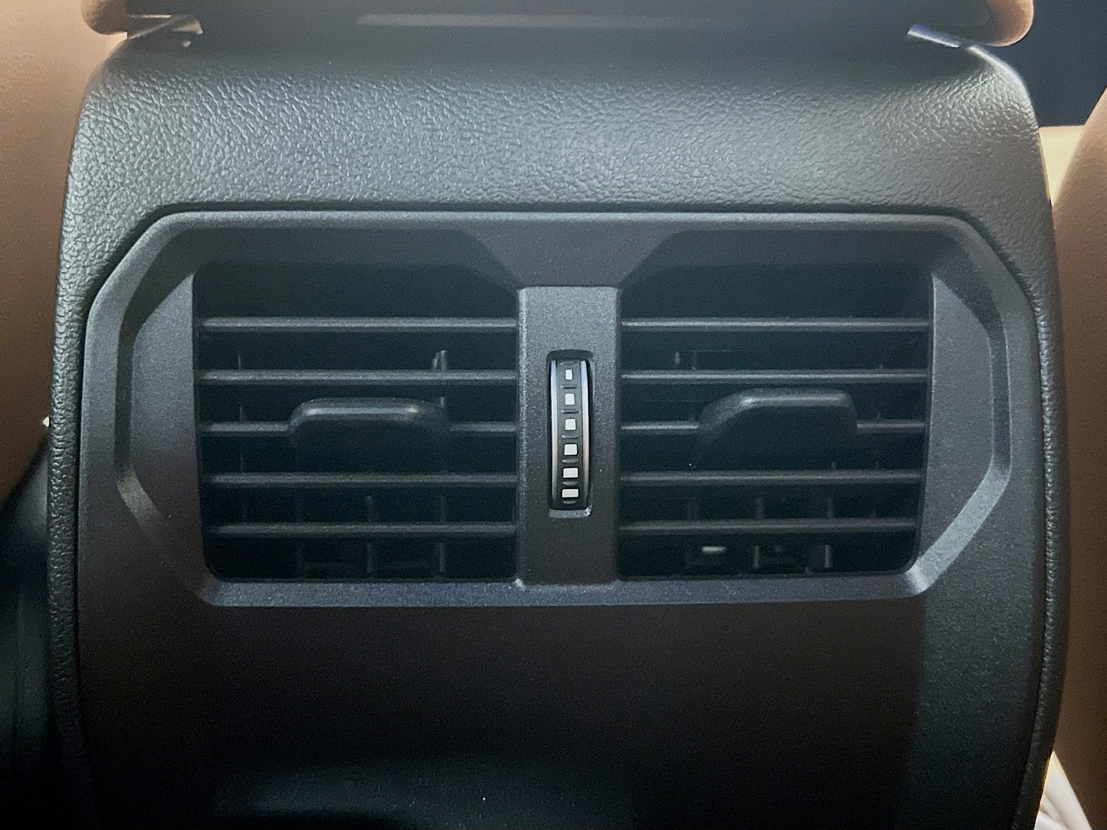 Used 2024 BMW 230i Coupe image 18