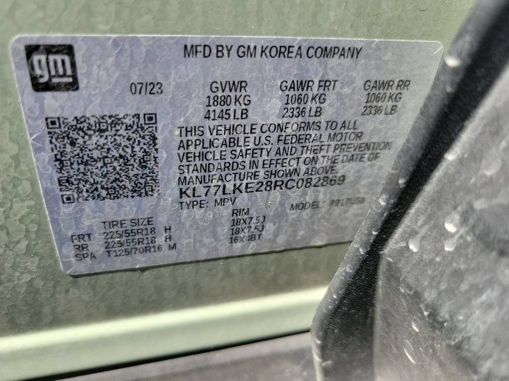 Used 2024 Chevrolet Trax ACTIV w/ Sunroof Package FWD image 33