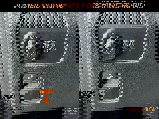 New 2025 Jeep Wagoneer L Series II image 13