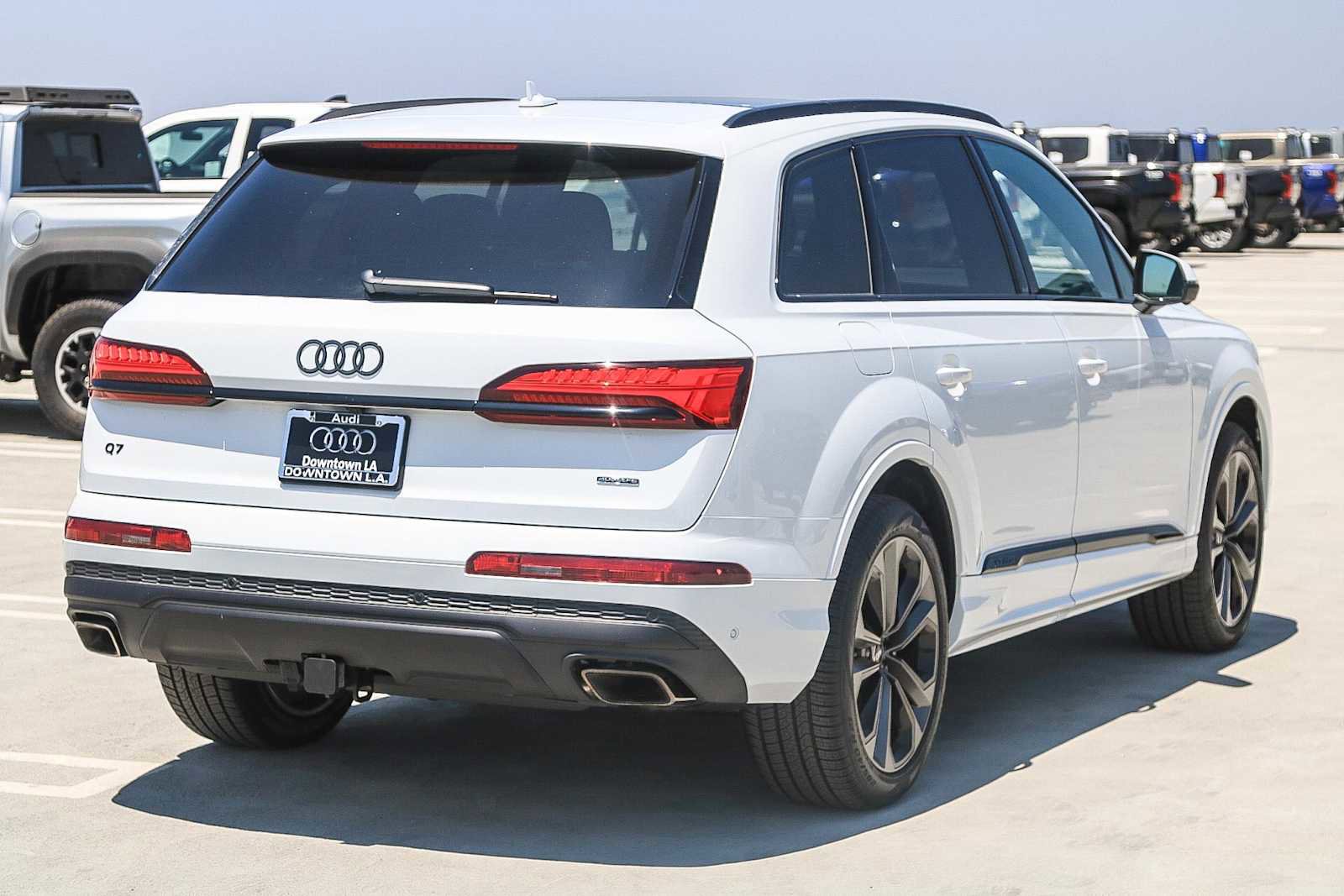 Used 2025 Audi Q7 3.0T Premium Plus image 6