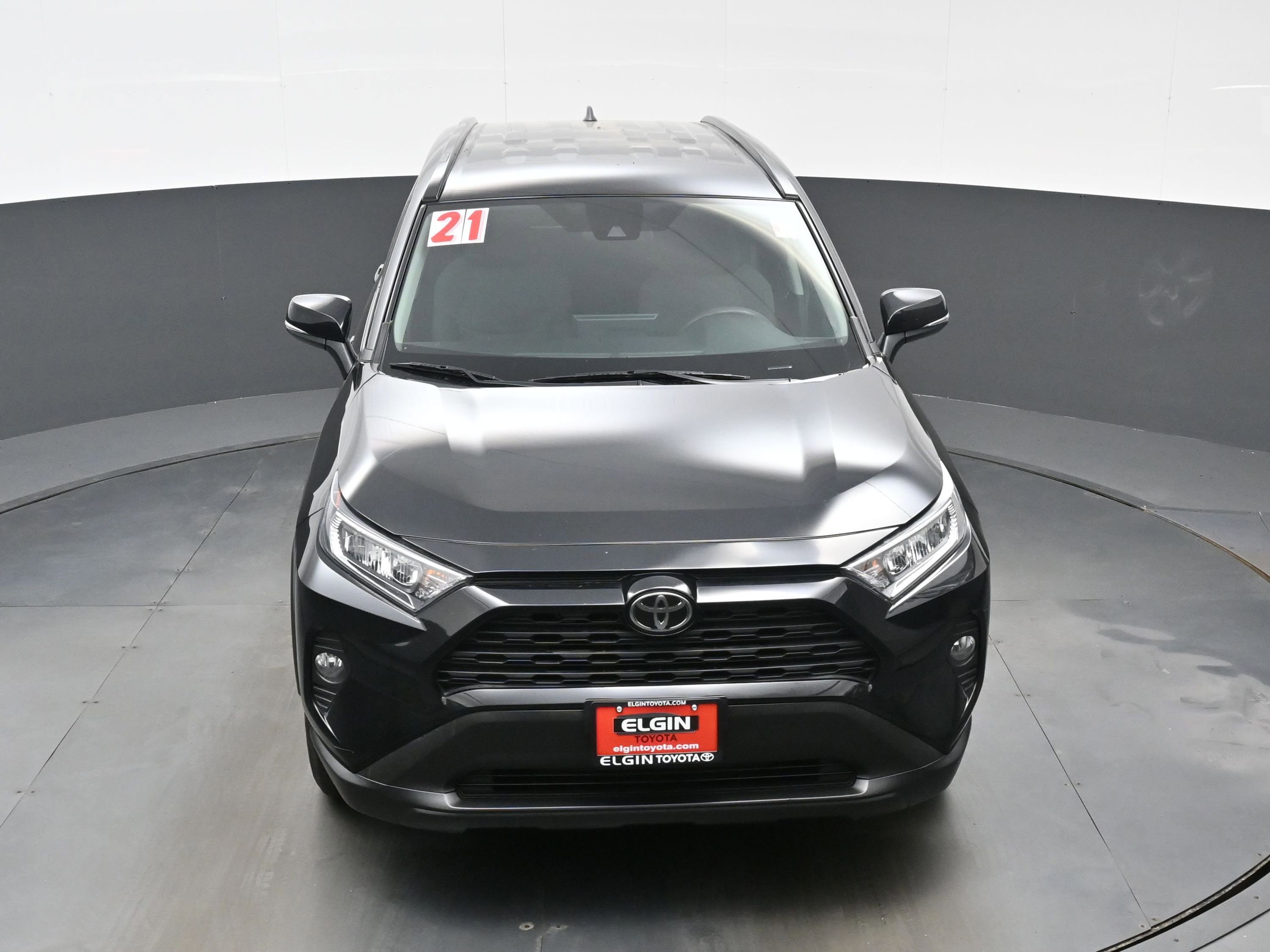 Used 2021 Toyota RAV4 XLE AWD/4WD image 35