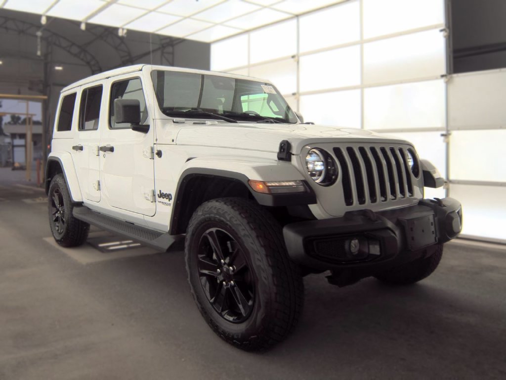 Certified 2022 Jeep Wrangler Unlimited Sahara AWD/4WD image 3