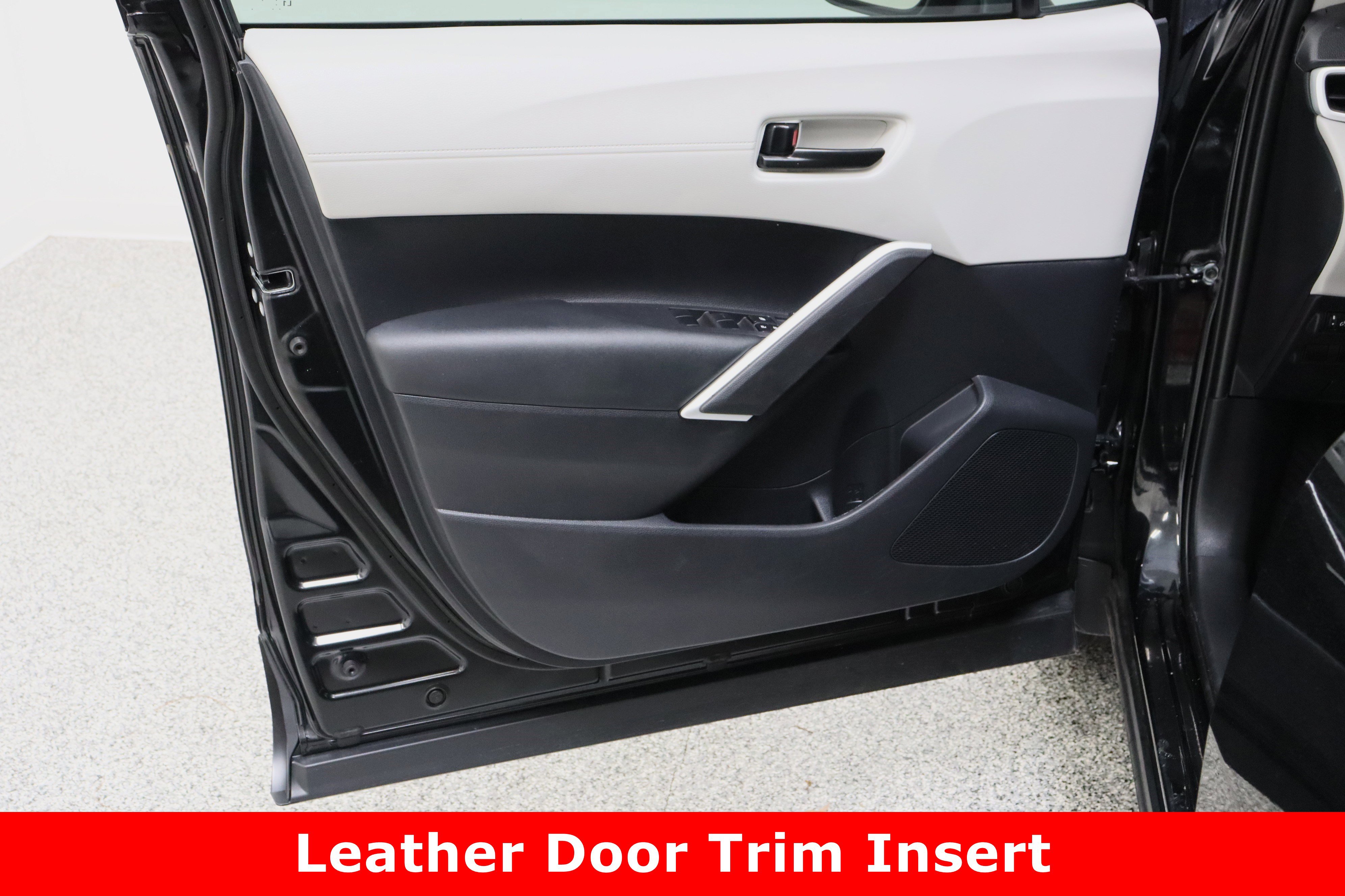 Certified 2025 Toyota Corolla Cross LE image 12