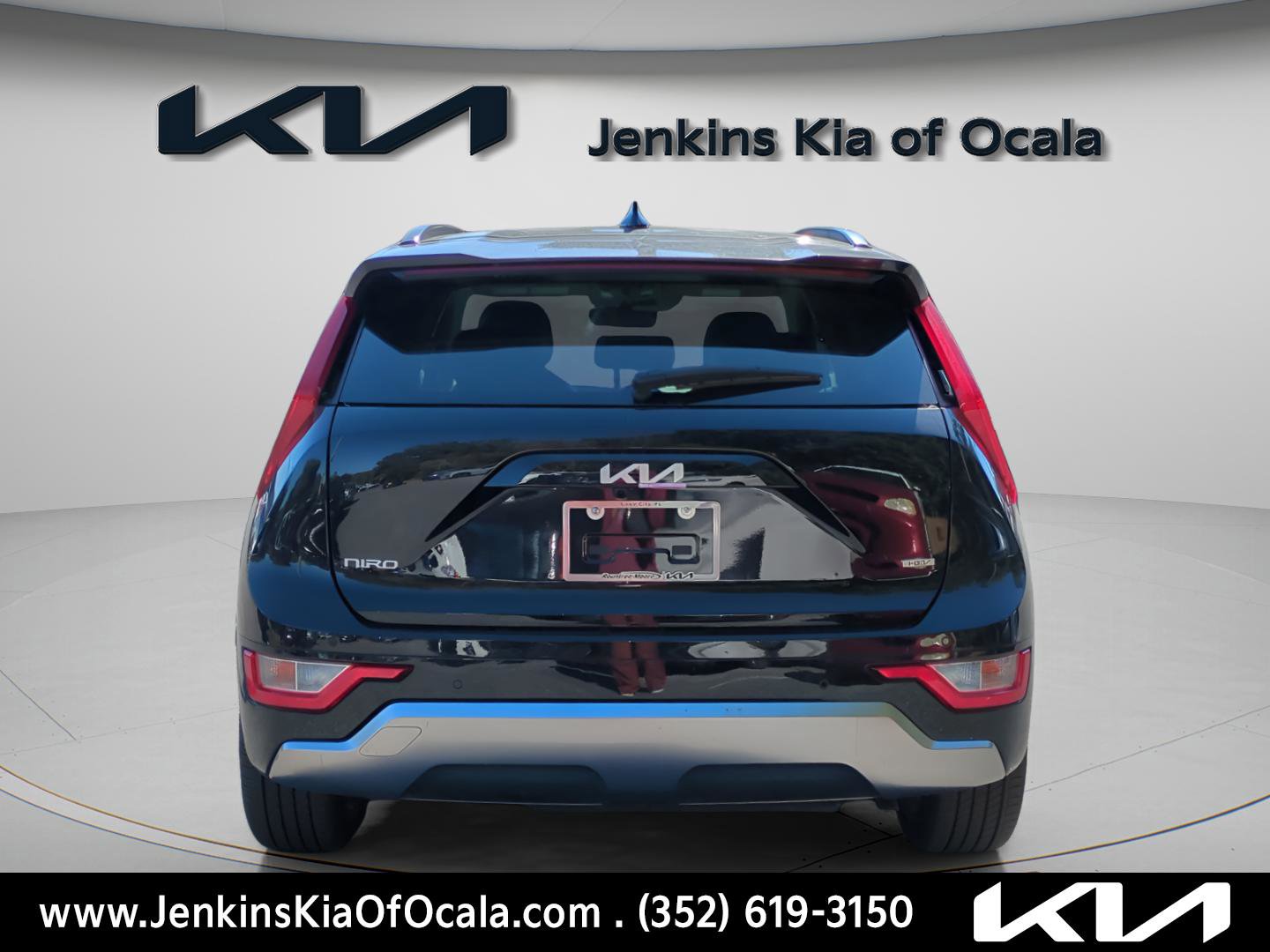 New 2025 Kia Niro EX Touring image 4