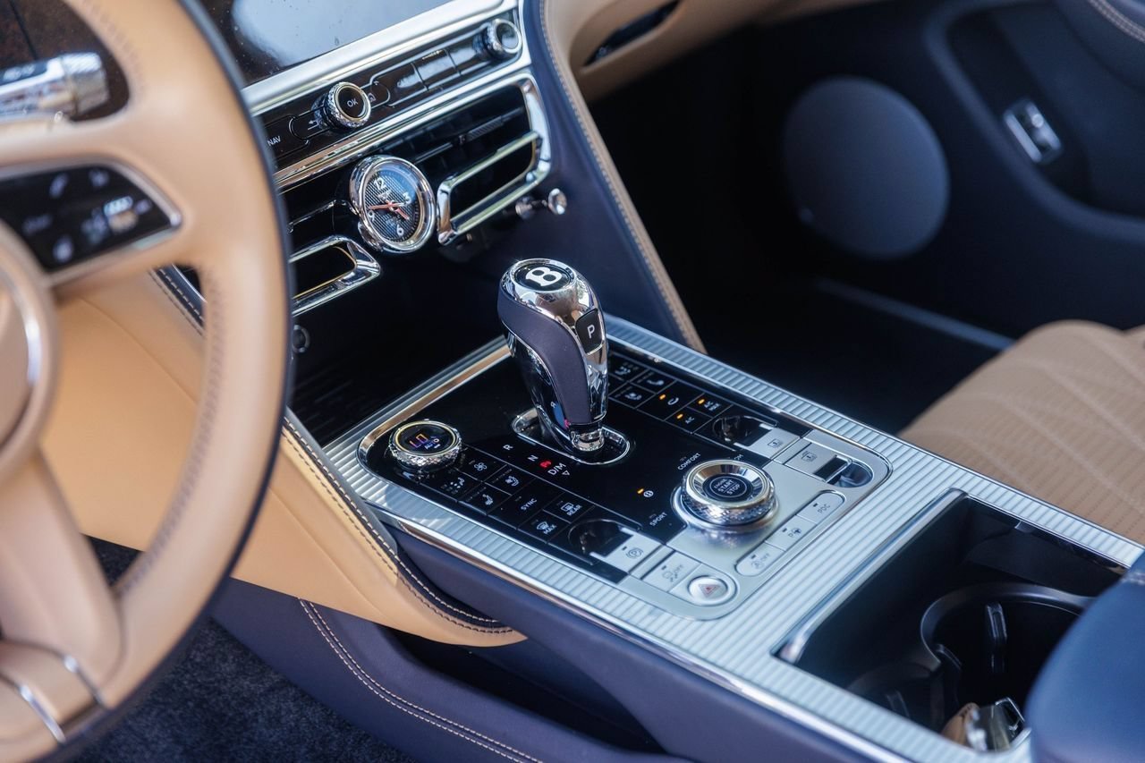 Certified 2023 Bentley Flying Spur W12 AWD/4WD image 27