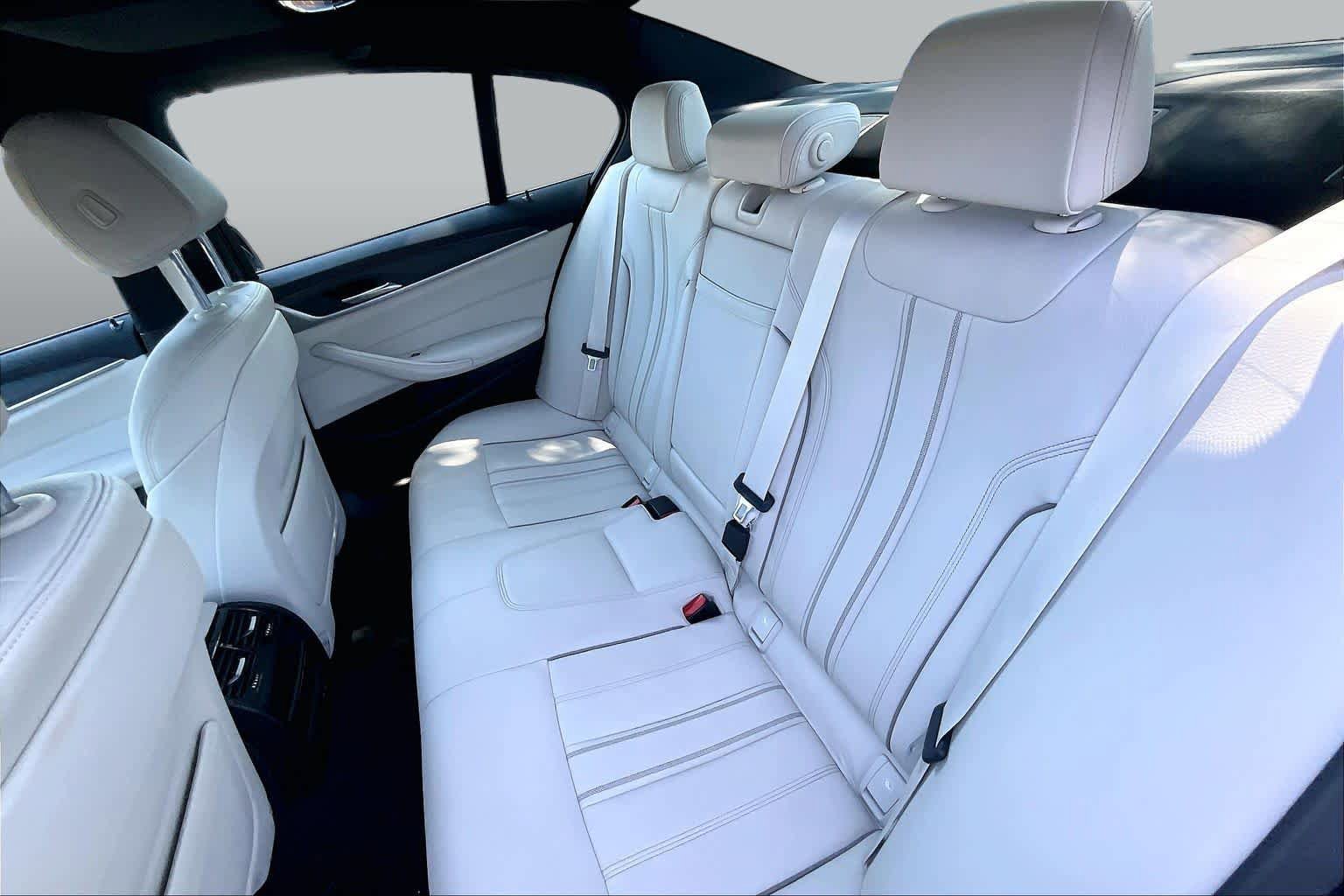 Certified 2023 BMW 540i w/ M Sport Package RWD image 20