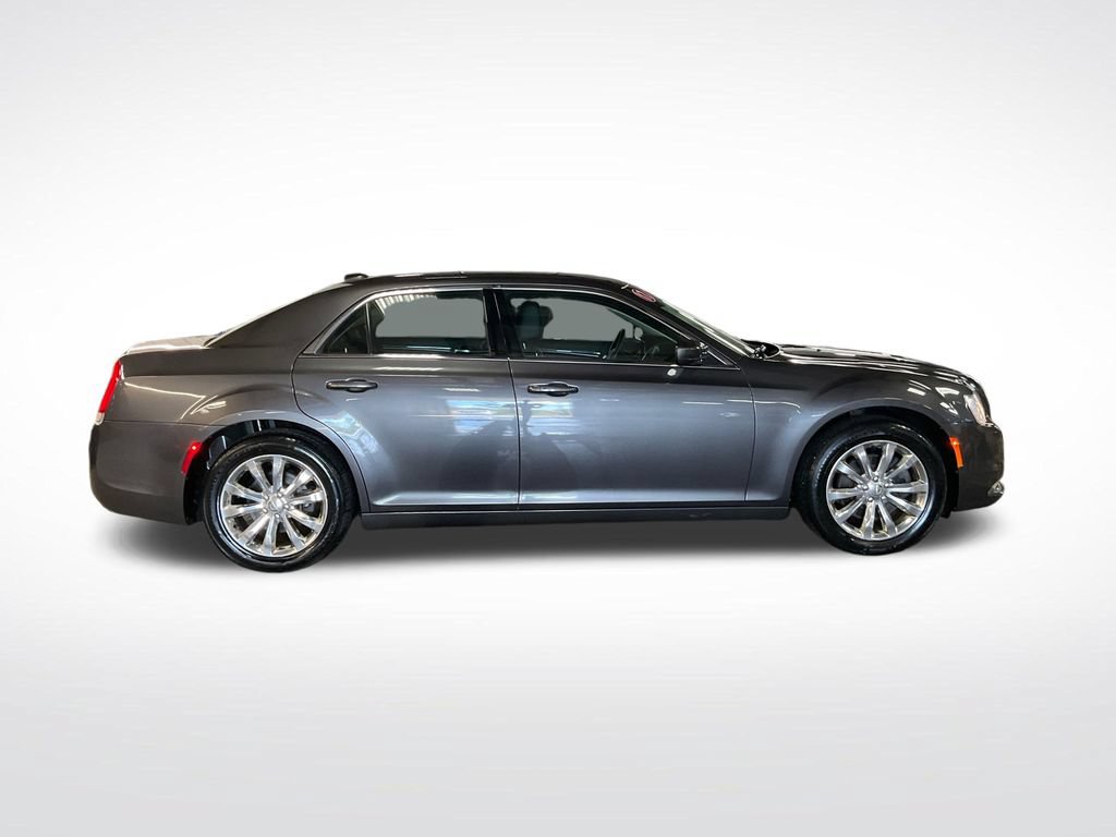 Used 2017 Chrysler 300 Limited w/ Driver Convenience Group AWD/4WD image 7