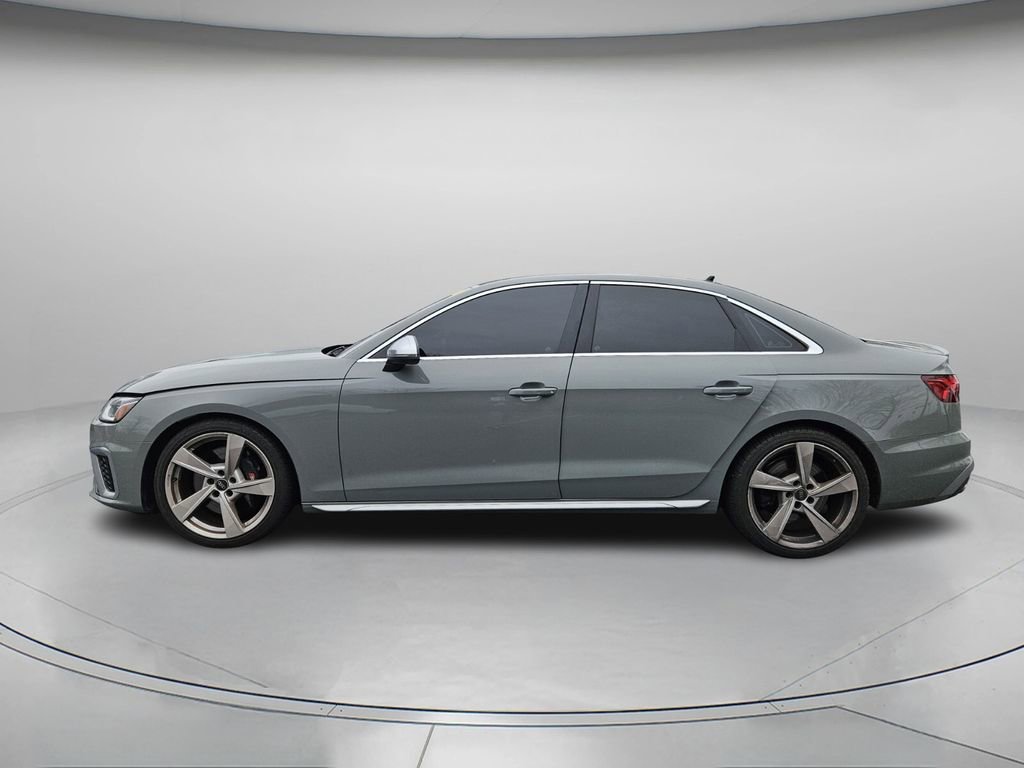 Used 2021 Audi S4 Premium Plus w/ Premium Plus Package image 3