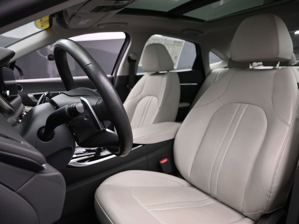 Used 2022 Hyundai Sonata Limited FWD image 15