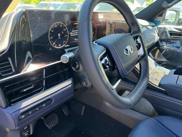 New 2026 INFINITI QX80 4WD w/ Sport Exterior Package image 11