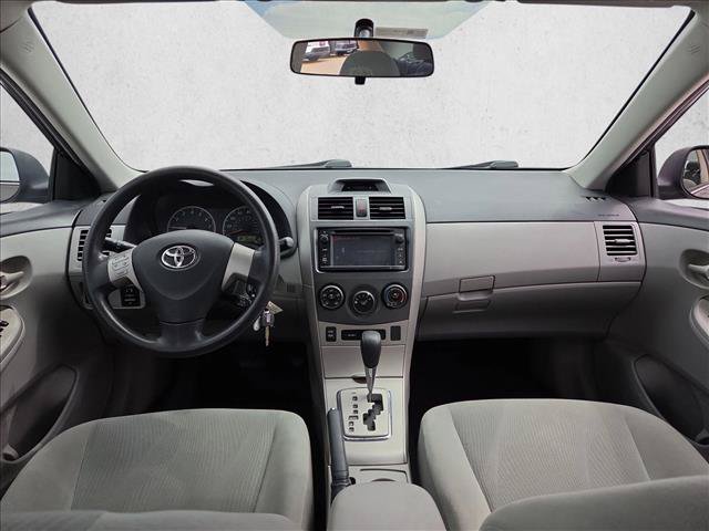 Used 2013 Toyota Corolla LE FWD image 15