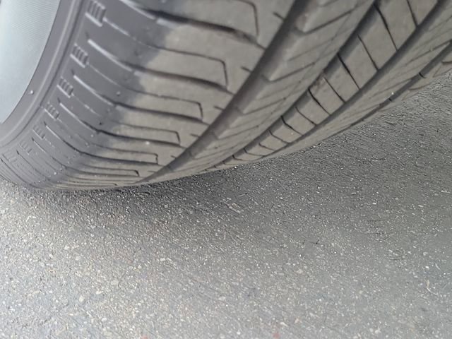 Used 2025 Ford Explorer Active image 29