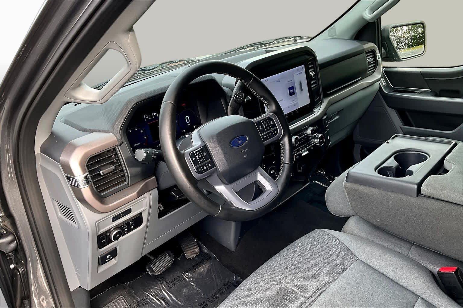 Used 2025 Ford F150 XLT w/ Equipment Group 301A Standard AWD/4WD image 18