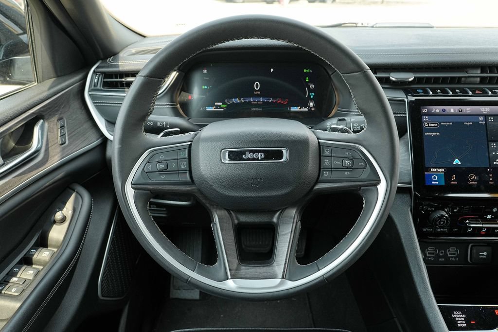 Used 2024 Jeep Grand Cherokee Limited 4xe AWD/4WD image 34