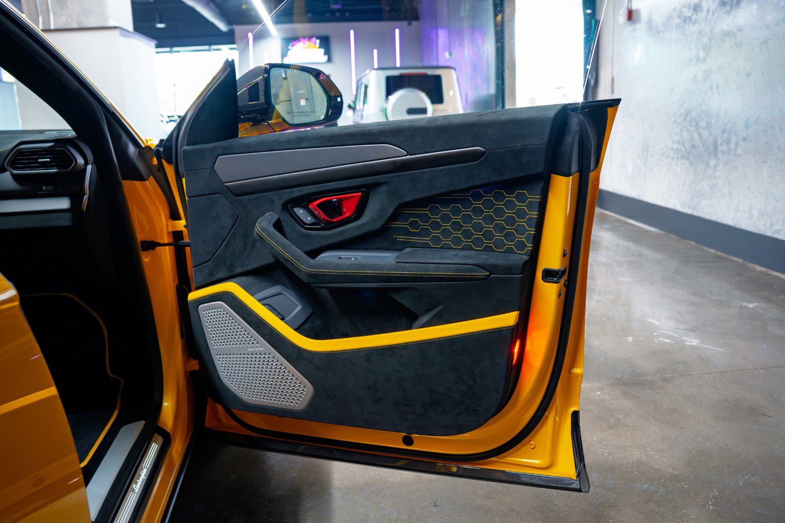 Used 2024 Lamborghini Urus Performante image 20