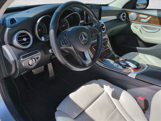 Used 2015 Mercedes-Benz C 300 4MATIC Sedan image 9
