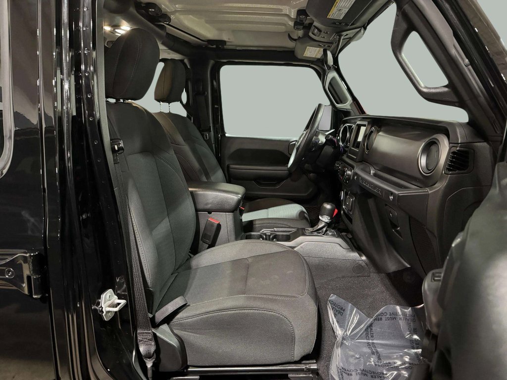 Used 2022 Jeep Wrangler Unlimited Sport image 23
