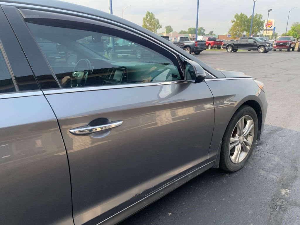 Used 2018 Hyundai Sonata Limited FWD image 15
