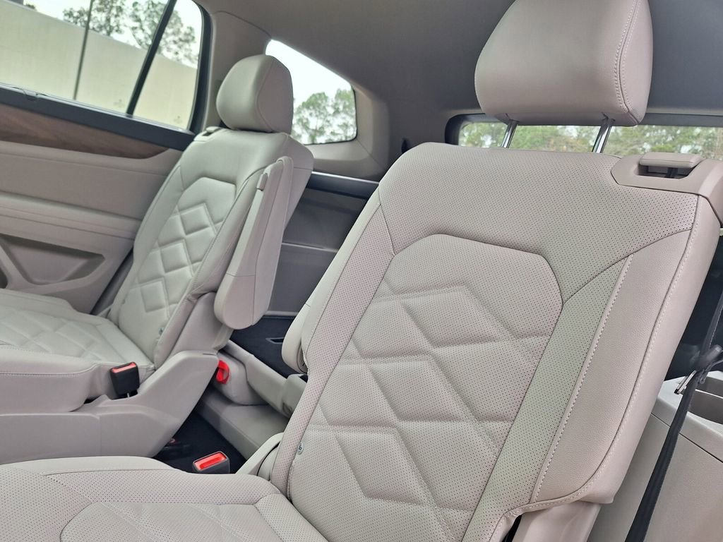 New 2026 Volkswagen Atlas SE image 24