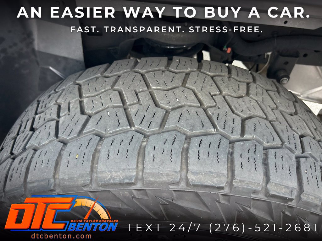 Used 2023 RAM 1500 Laramie AWD/4WD image 31