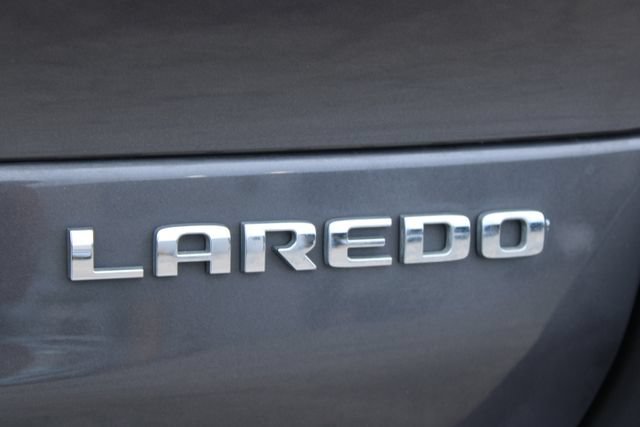 Used 2023 Jeep Grand Cherokee L Laredo w/ Luxury Tech Group I RWD image 6
