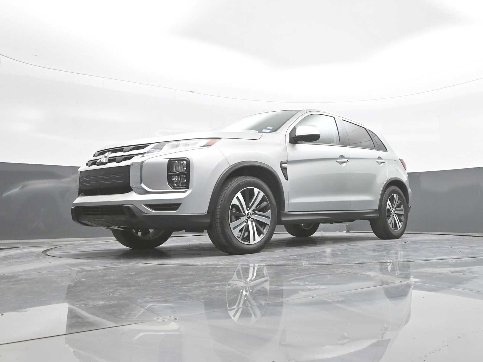 Used 2025 Mitsubishi Outlander Sport ES AWD/4WD image 38