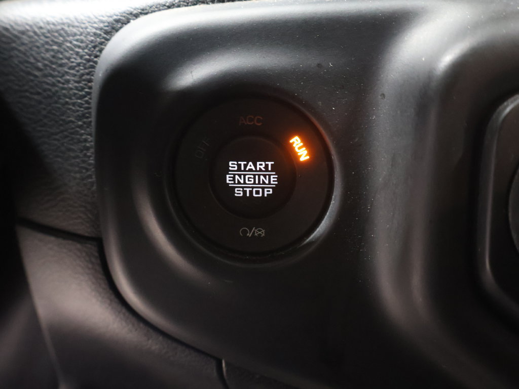 Used 2021 Jeep Gladiator Sport AWD/4WD image 24