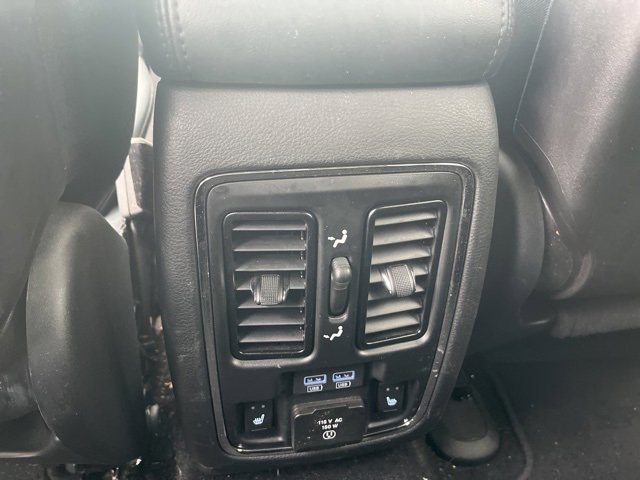 Used 2021 Jeep Grand Cherokee Limited w/ Premium Lighting Group image 19