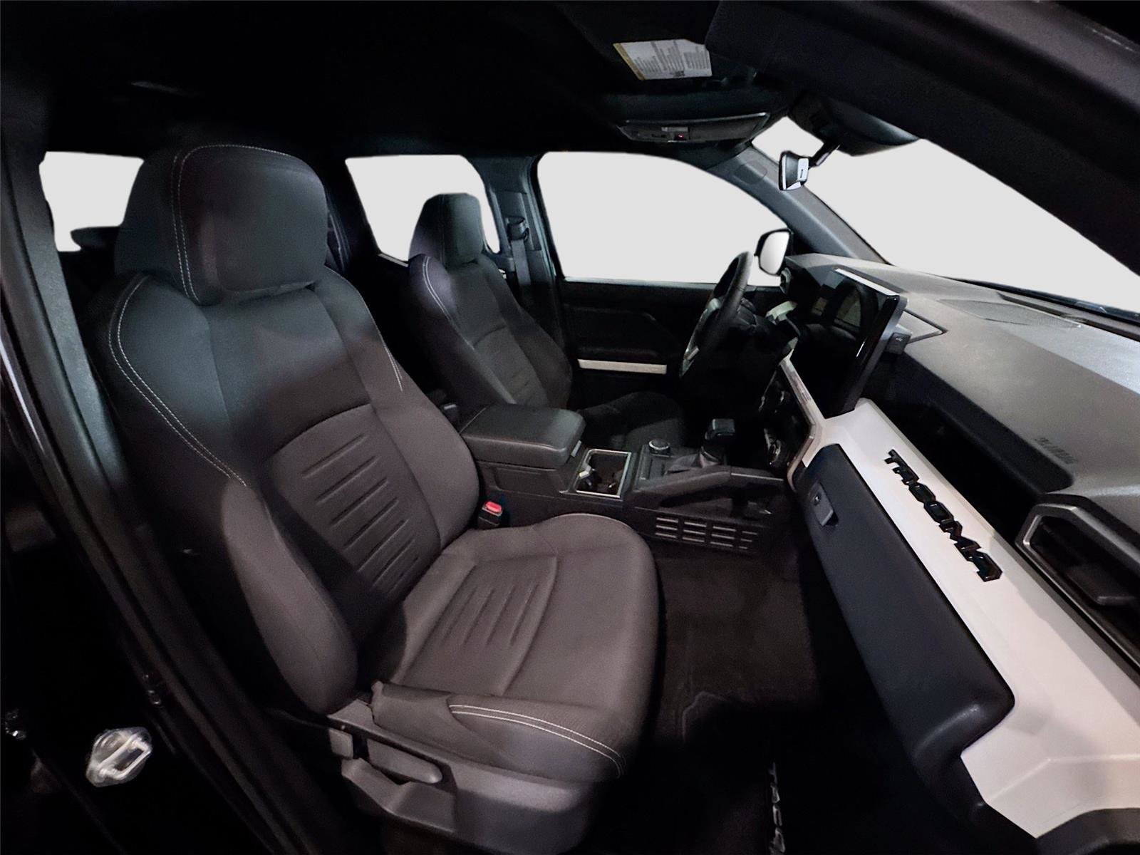 Used 2024 Toyota Tacoma TRD Sport image 20