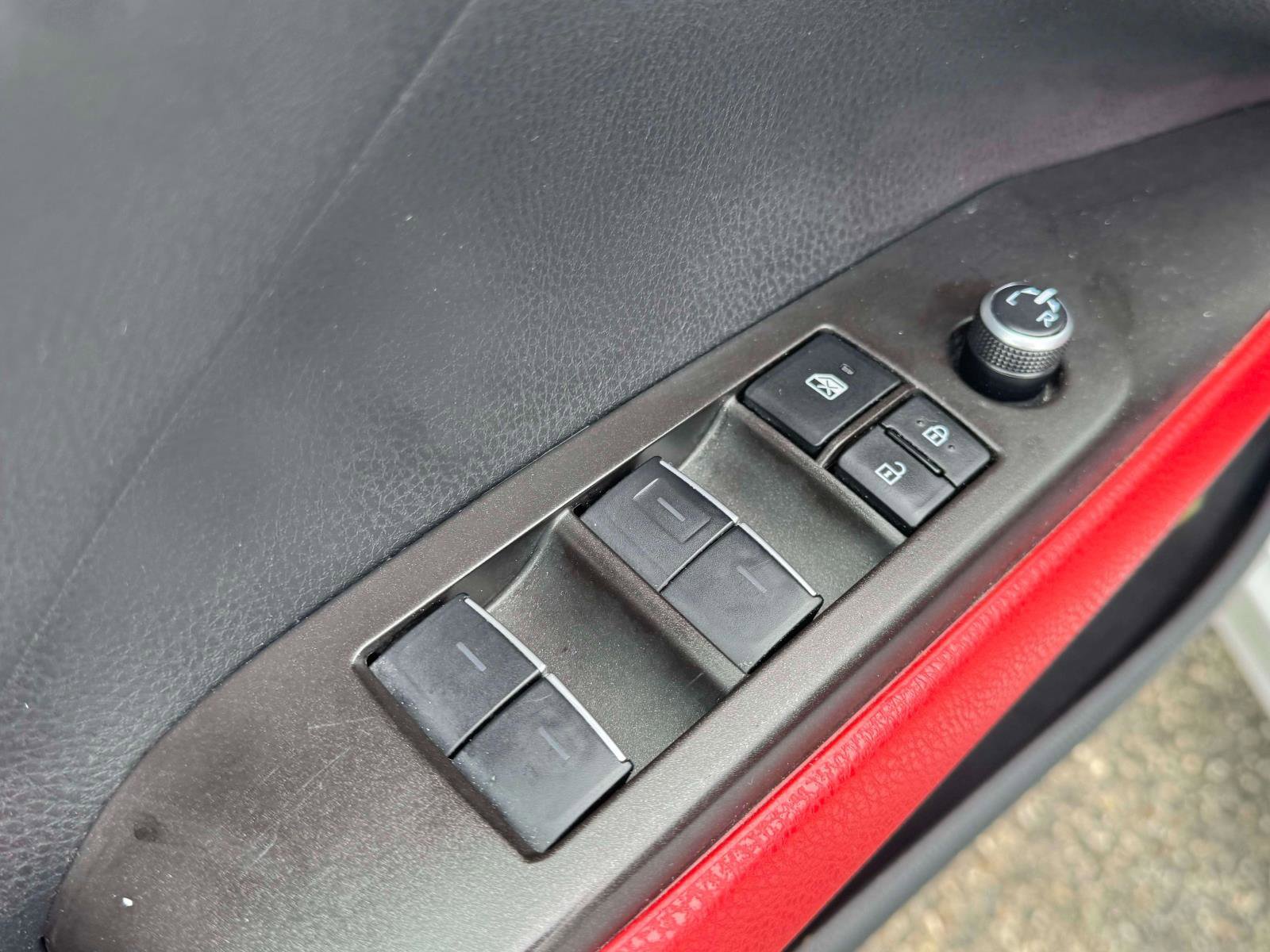 Used 2023 Toyota Camry XSE image 13