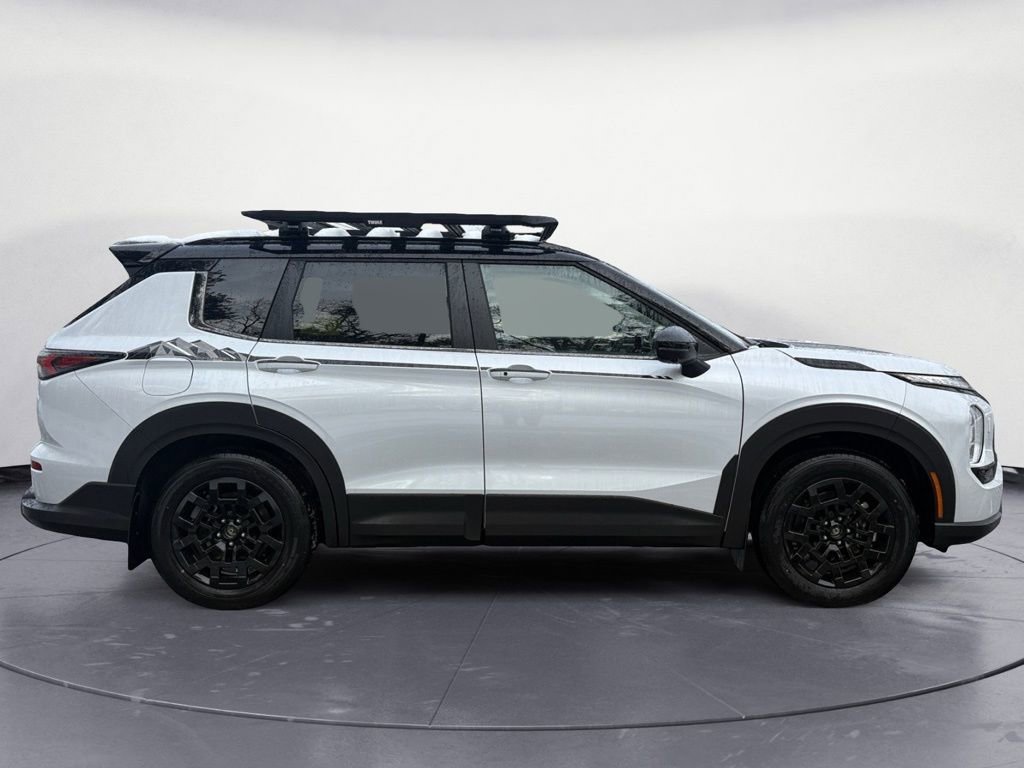 New 2026 Mitsubishi Outlander Trail Edition image 6