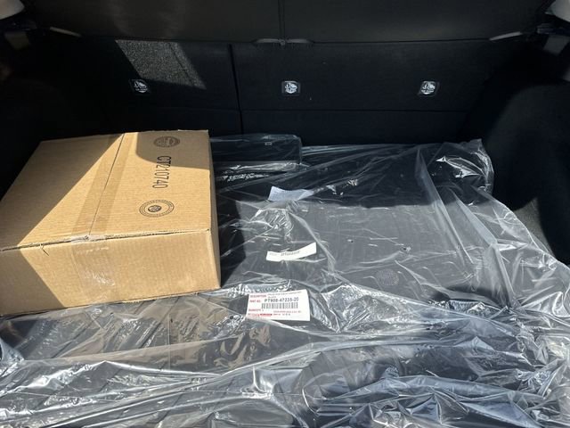 New 2026 Toyota Prius Plug-In Hybrid image 24