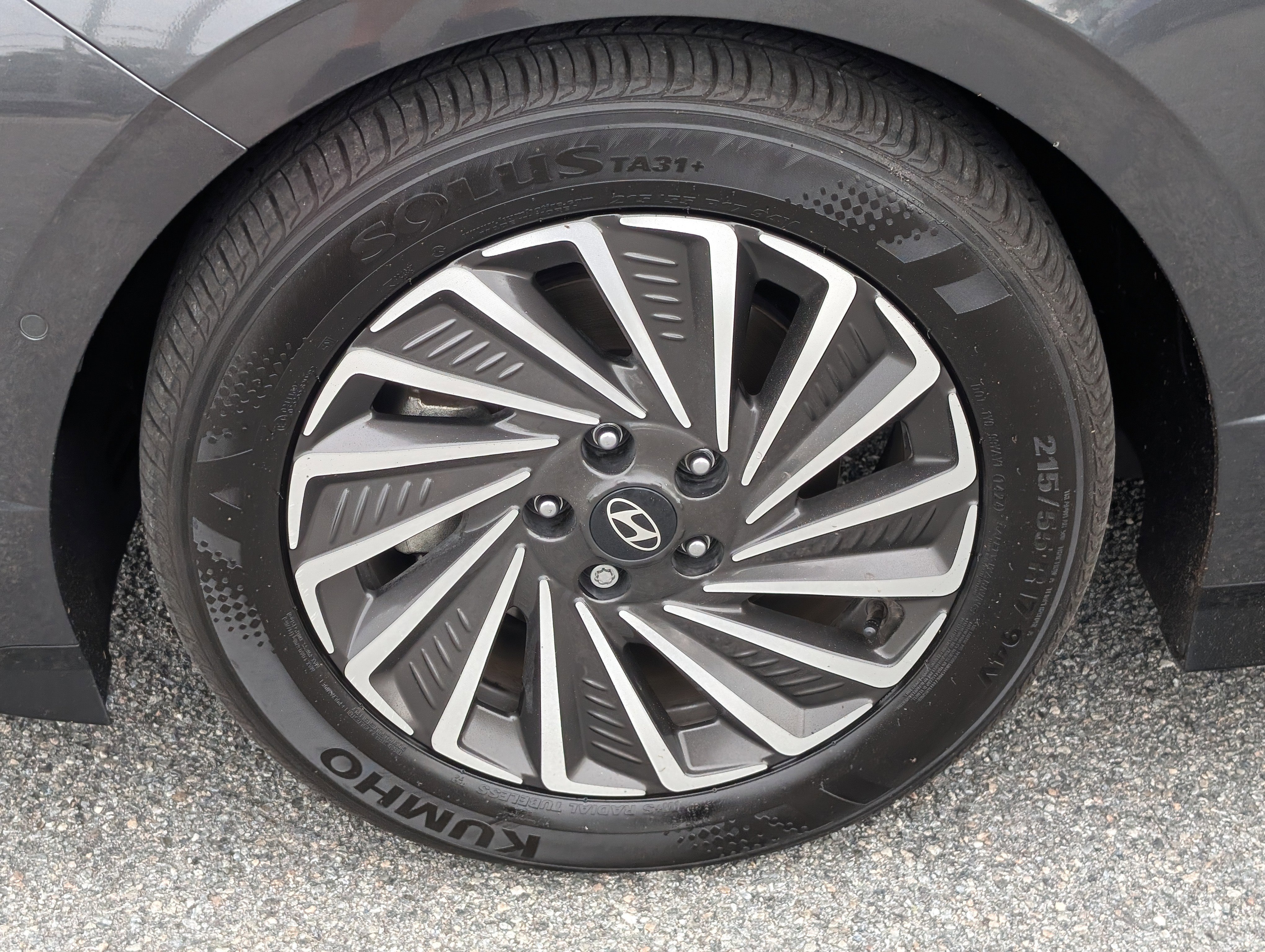 Used 2024 Hyundai Sonata Limited FWD image 13