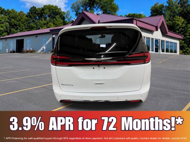 New 2026 Chrysler Pacifica Select FWD image 5