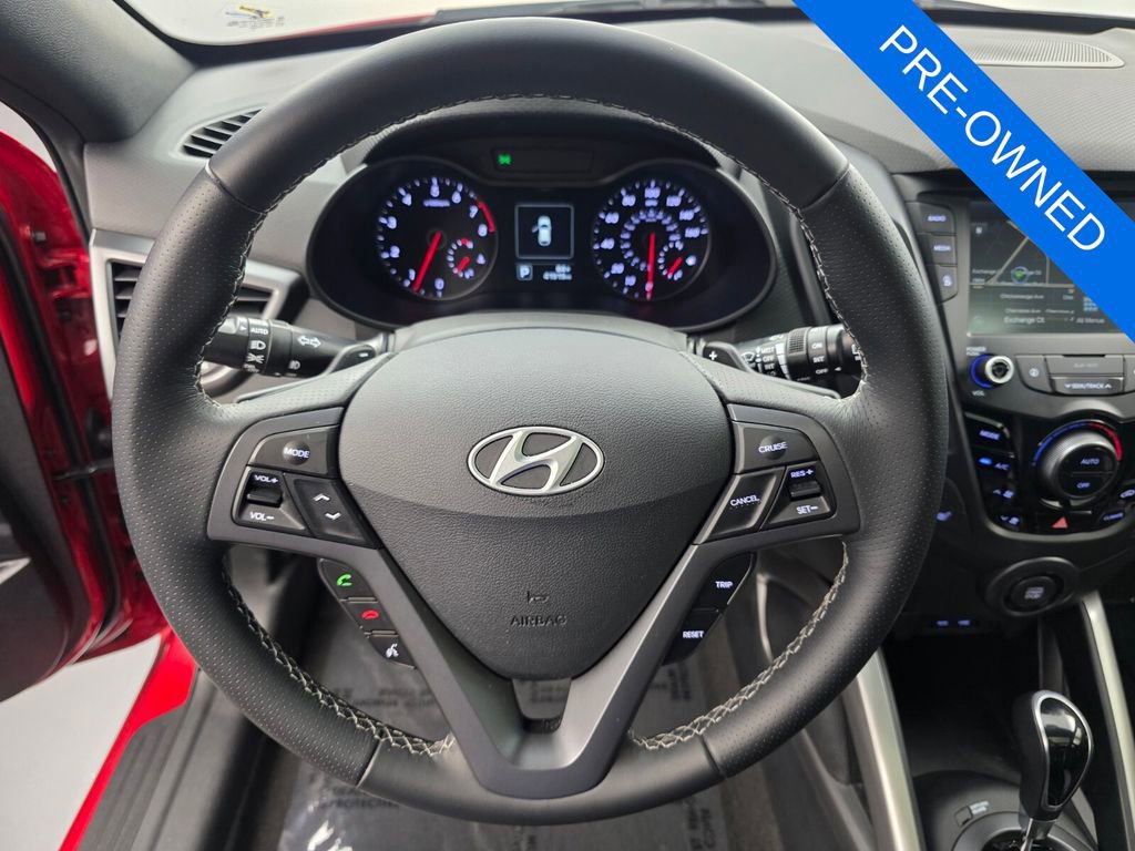 Used 2016 Hyundai Veloster Turbo w/ Option Group 04 FWD image 17