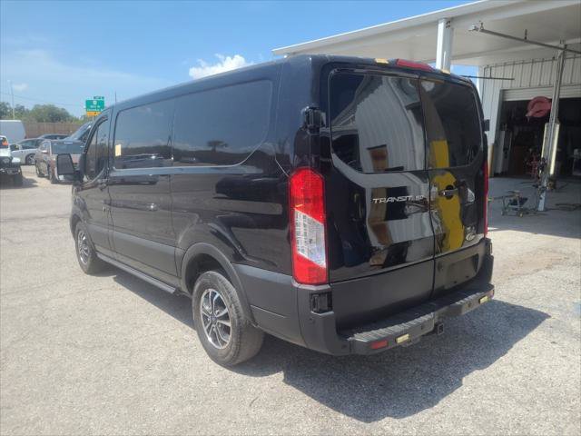 Used 2022 Ford Transit 150 Low Roof RWD image 8