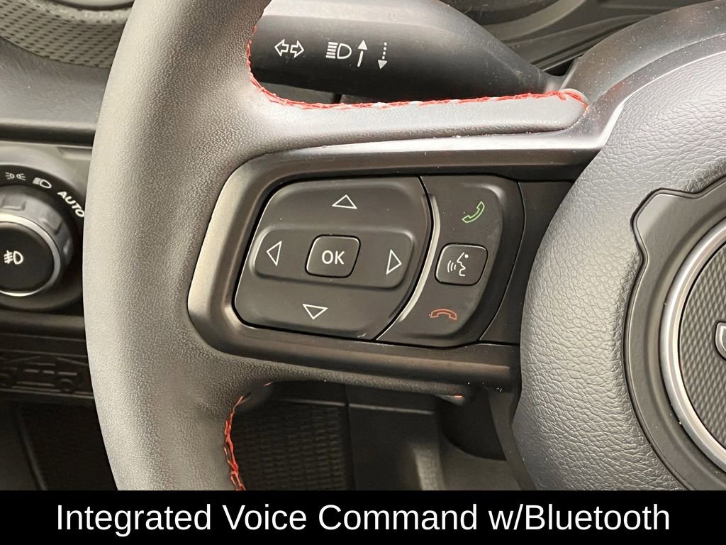 Used 2024 Jeep Wrangler Unlimited Rubicon w/ Technology Group image 16