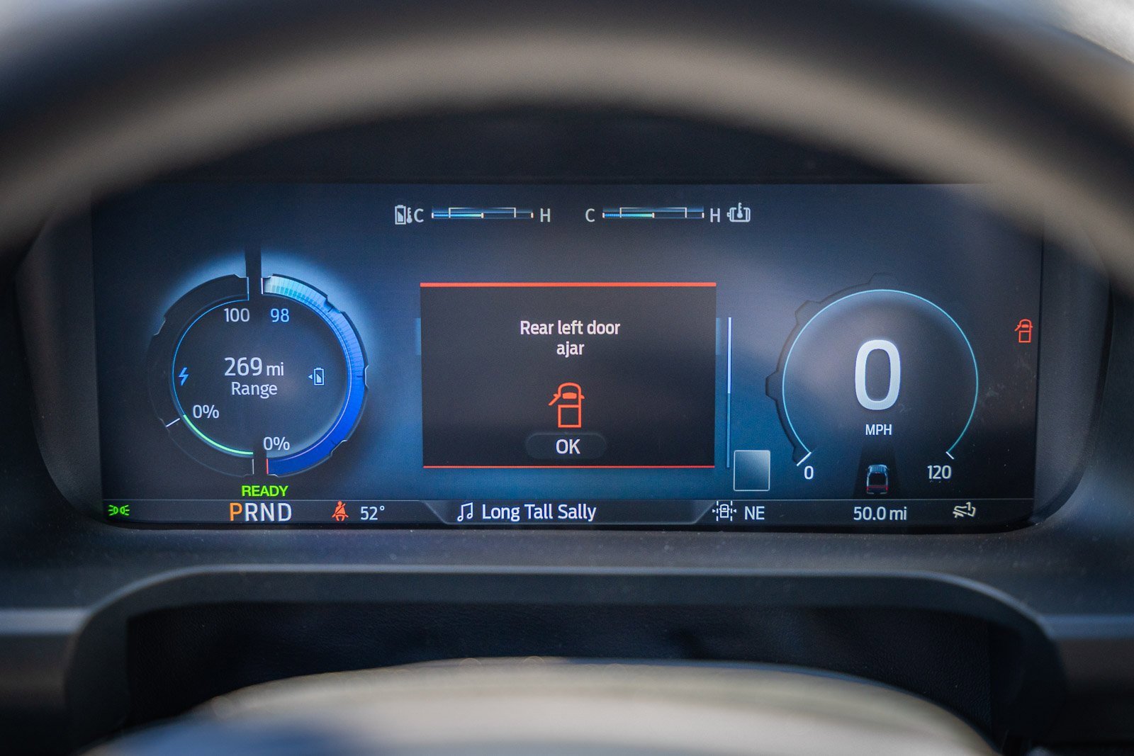 New 2025 Ford F150 Lightning Flash image 25