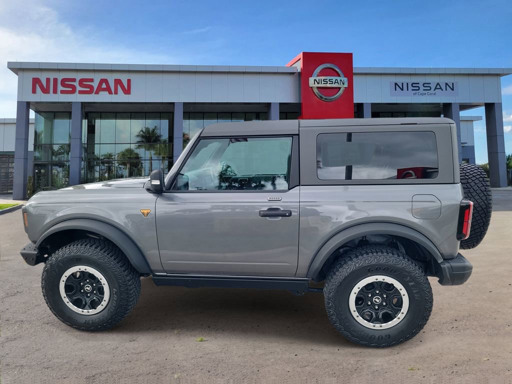 Used 2022 Ford Bronco Badlands image 8