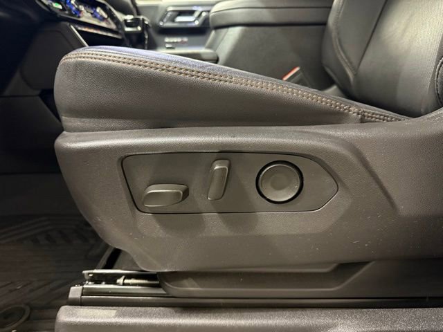 Used 2024 GMC Sierra 1500 AT4 w/ AT4 Premium Package image 12