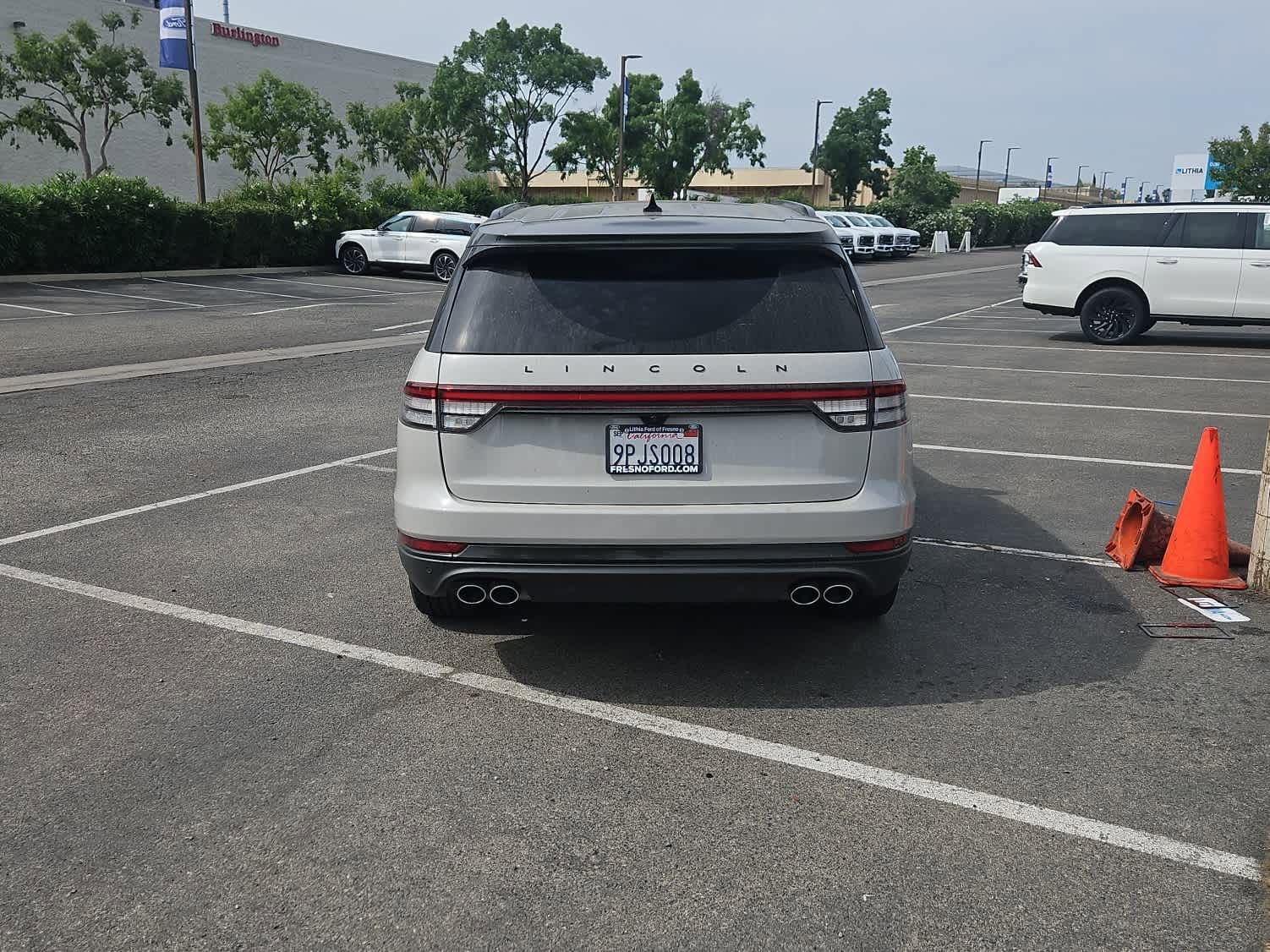 Used 2023 Lincoln Aviator Reserve w/ Equipment Group 201A image 7