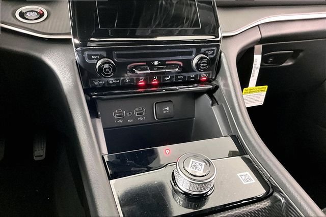 New 2026 Jeep Grand Cherokee Laredo RWD image 7