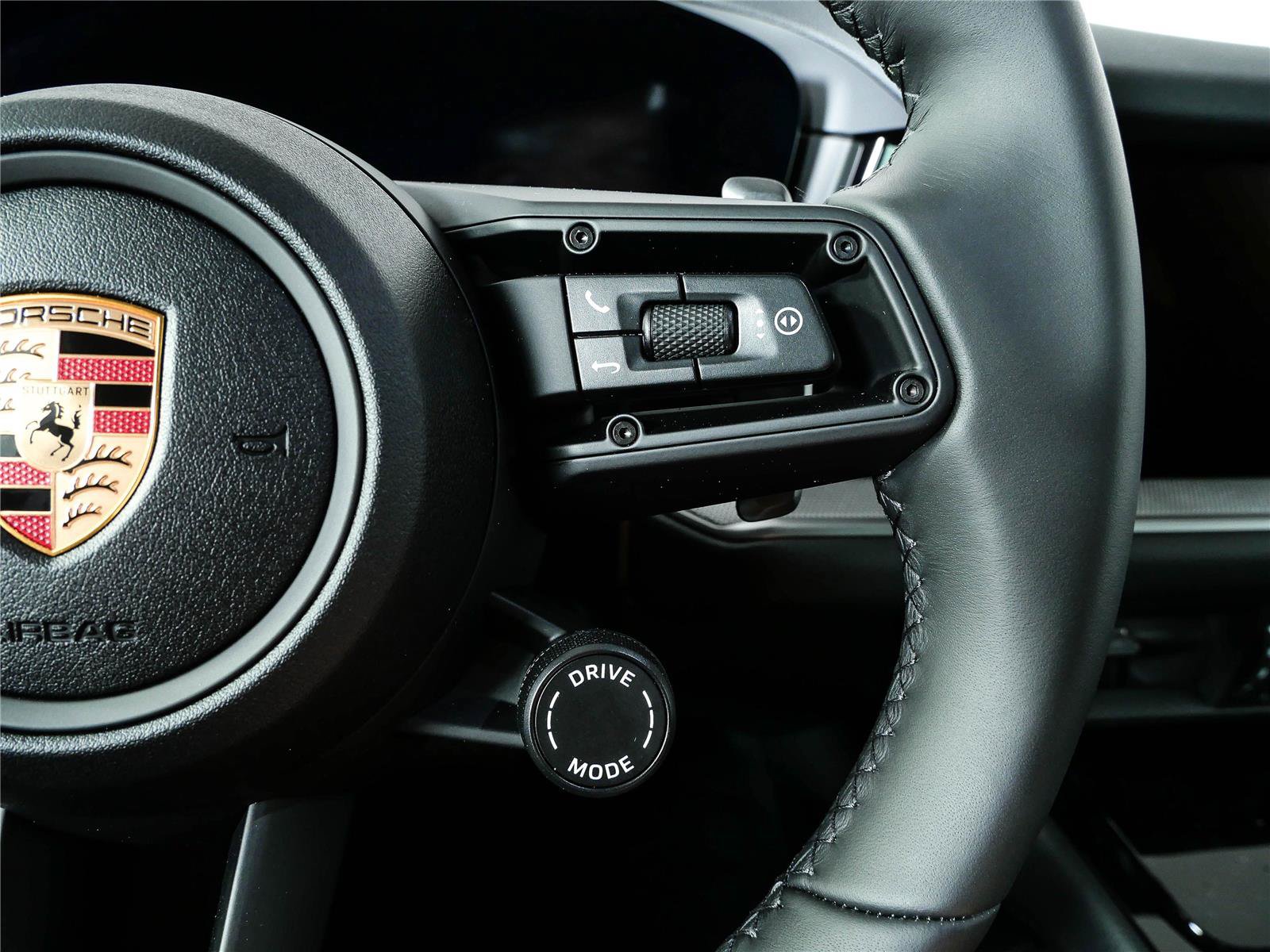 New 2026 Porsche Cayenne AWD/4WD image 12