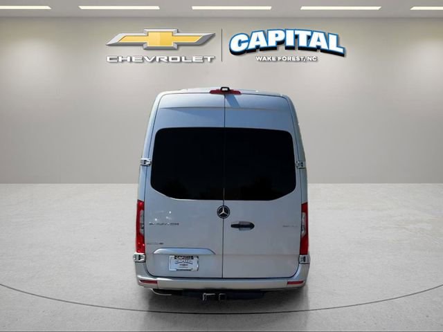 Used 2021 Mercedes-Benz Sprinter 2500 image 5